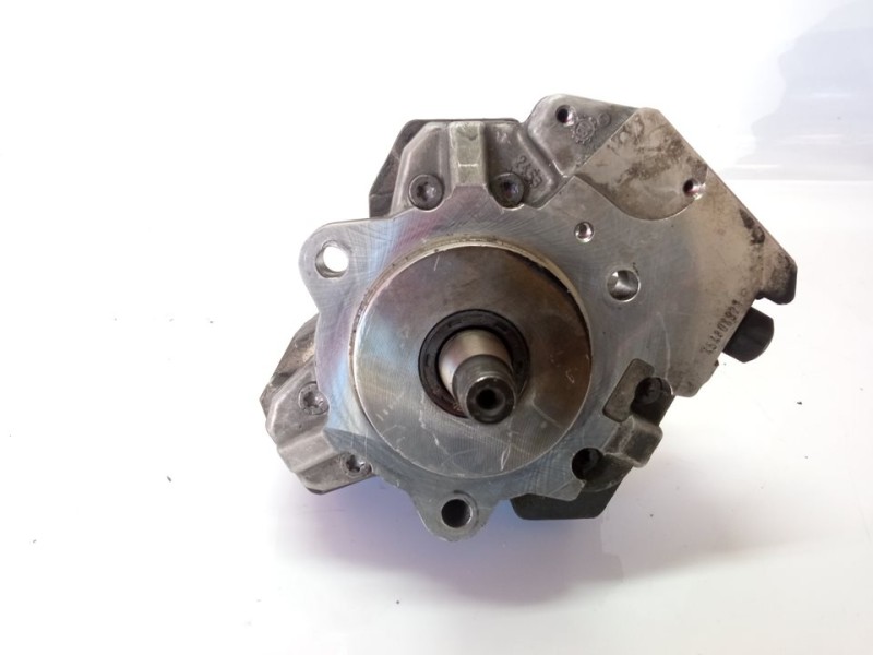 Recambio de bomba inyeccion para bmw serie 5 touring (e61) 530d referencia OEM IAM 445010146  