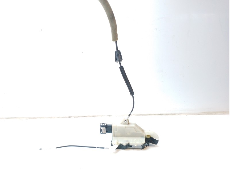Recambio de cerradura puerta delantera izquierda para peugeot partner kombi 1.6 blue-hdi fap referencia OEM IAM 9135EG  