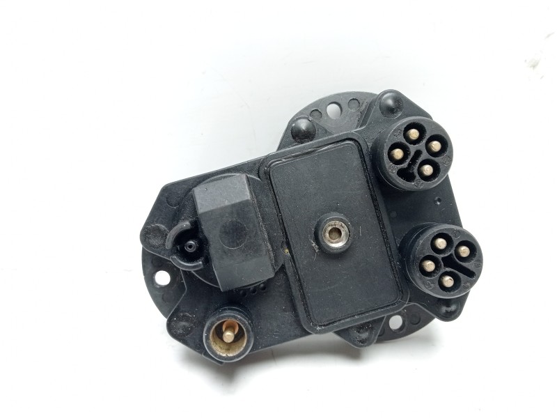 Recambio de modulo encendido para mercedes-benz clase c (w201) berlina 1.8 cat referencia OEM IAM A0025451832  