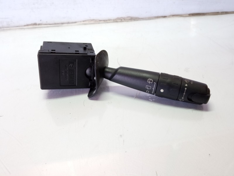 Recambio de mando limpia para citroën xantia berlina 2.1 td sx referencia OEM IAM 96132773ZL  