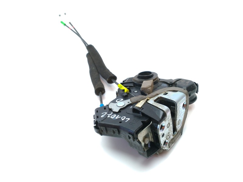 Recambio de cerradura puerta delantera derecha para toyota land cruiser (j12) 3.0 turbodiesel referencia OEM IAM 6903033272  