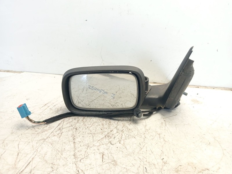 Recambio de piloto retrovisor izquierdo para volvo v50 (545) d4 referencia OEM IAM 8679775  