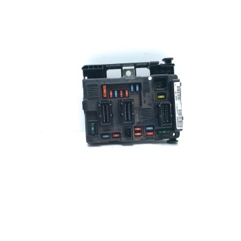 CAJA RELES / FUSIBLES 6500Y3 U118470003 