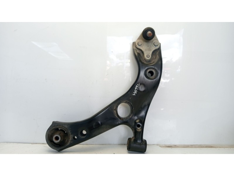 Recambio de brazo suspension inferior delantero izquierdo para toyota c-hr hybrid active referencia OEM IAM 4806910110  