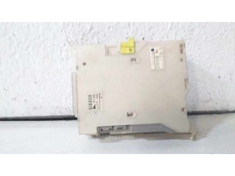 Recambio de caja reles / fusibles para lexus is200 (ds2/is2) 220d referencia OEM IAM 8273053050  