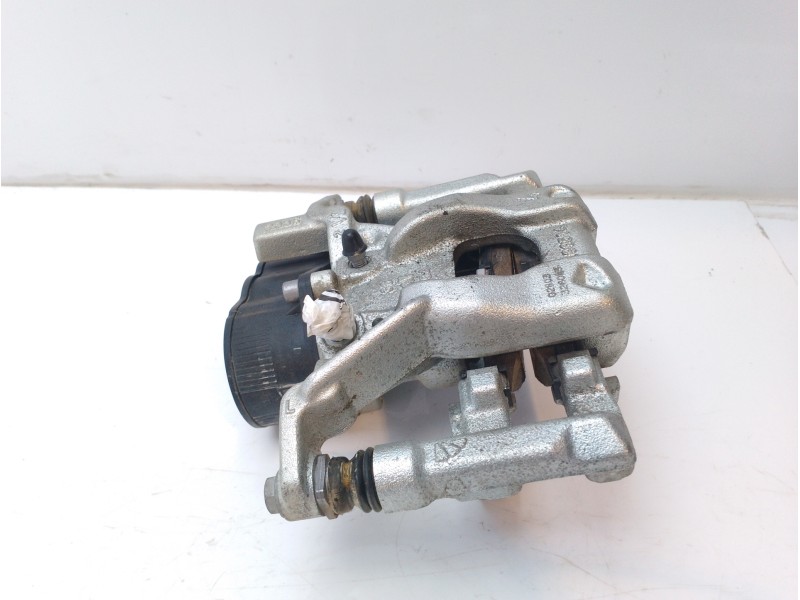 Recambio de pinza freno trasera izquierda para toyota yaris active referencia OEM IAM 04785052260 L99514 