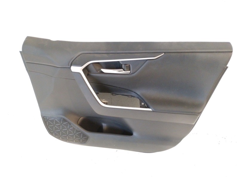 Recambio de guarnecido puerta delantera derecha para toyota rav4 referencia OEM IAM 6761042D00C5  