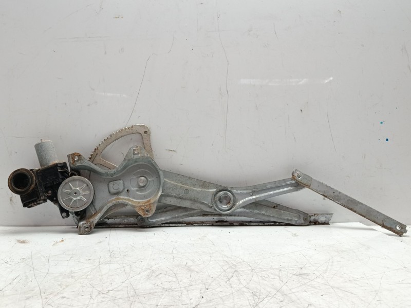 Recambio de elevalunas delantero derecho para toyota c-hr referencia OEM IAM 69810F4010  