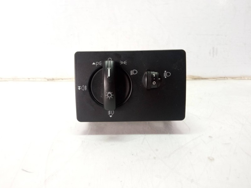 Recambio de mando luces para ford focus berlina (cap) ambiente (d) referencia OEM IAM 7M5T13A024LA  