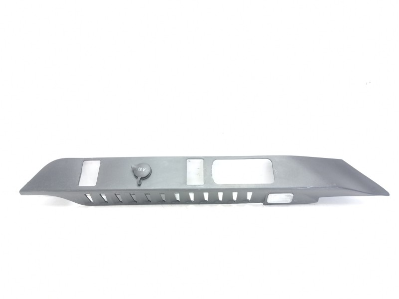 Recambio de moldura para land rover range rover velar velar referencia OEM IAM LR116162  