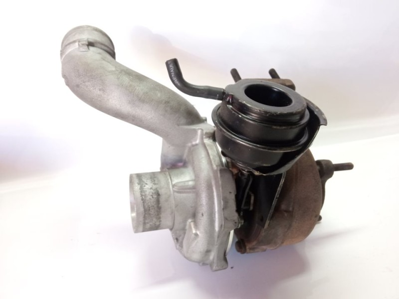 Recambio de turbocompresor para renault laguna ii (bg0) referencia OEM IAM GT1852V 8200267138A H113839