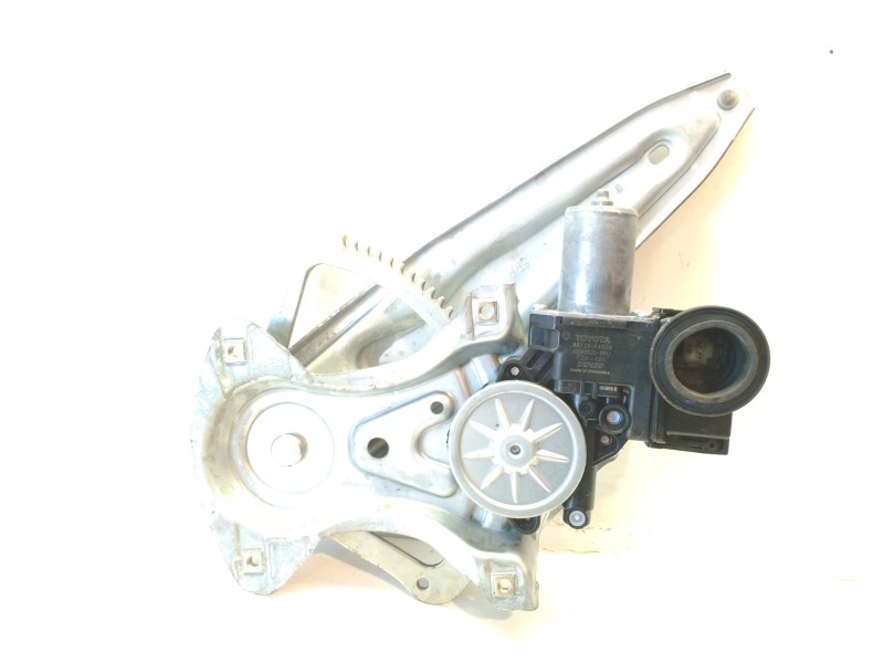 Recambio de elevalunas trasero derecho para toyota c-hr referencia OEM IAM 69830F4010  