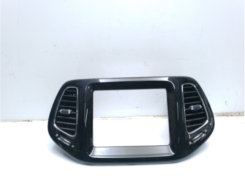 Recambio de rejilla aireadora para jeep compass ii 2.0 m-jet cat referencia OEM IAM 5UT63DX8AA  