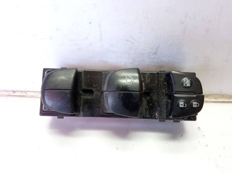 Recambio de mando elevalunas delantero izquierdo para nissan juke (f15) acenta referencia OEM IAM 254011KA5E 090EA01 