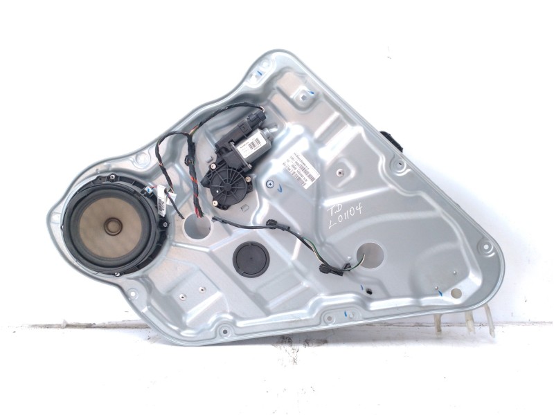 Recambio de elevalunas trasero derecho para kia cee´d emotion referencia OEM IAM 834811H010  