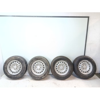 JUEGO LLANTAS P24570R17108S 4261160D60 