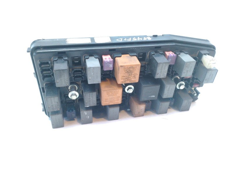 Recambio de caja reles / fusibles para chevrolet captiva 2.0 vcdi lt referencia OEM IAM 96627219  