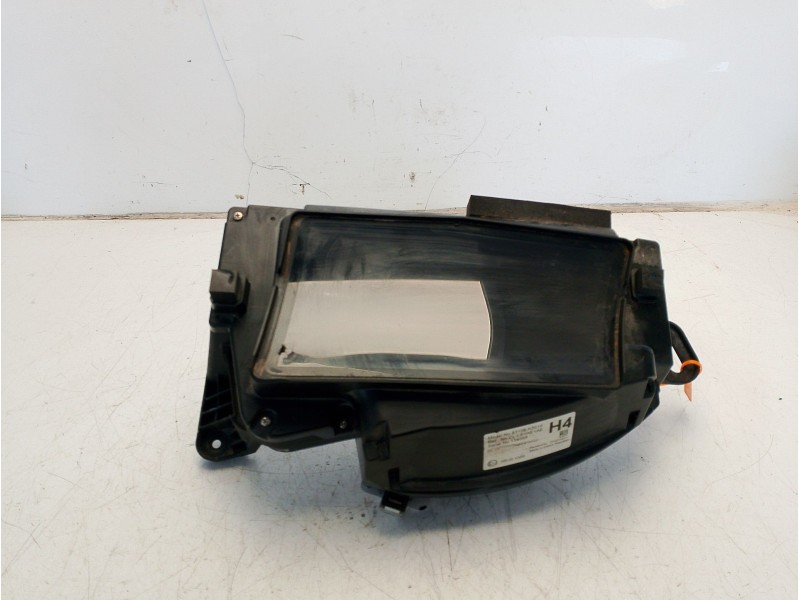 Recambio de cuadro instrumentos para toyota yaris referencia OEM IAM 83108K0010  