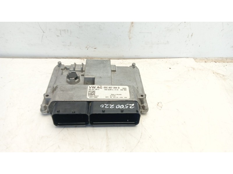 Recambio de centralita motor uce para seat ibiza v (kj1, kjg) 1.0 tsi referencia OEM IAM 5C906032L  05C907394D