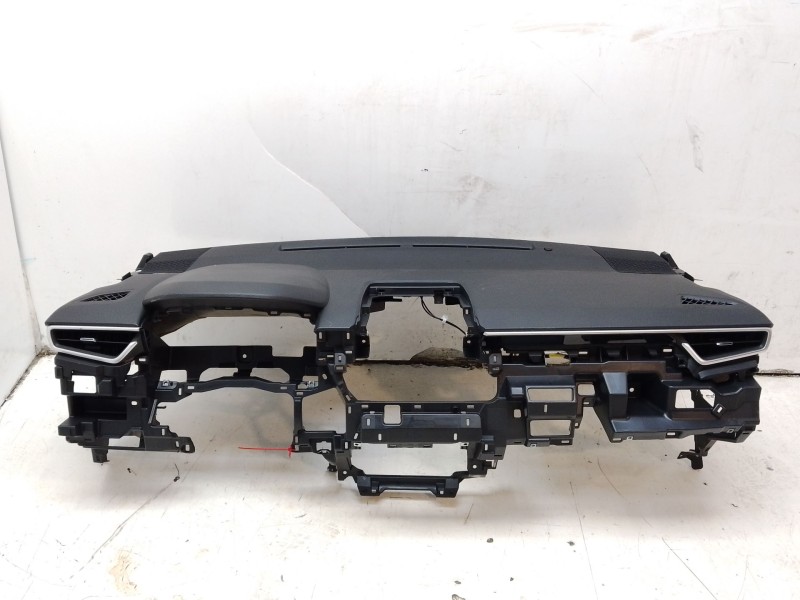 Recambio de salpicadero para toyota corolla (e21) referencia OEM IAM 5540016030C0 7396016030 