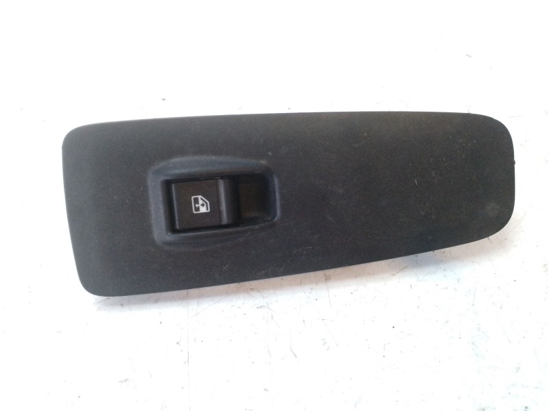 Recambio de mando elevalunas delantero derecho para fiat ducato furgón g. vol. 33 referencia OEM IAM 735676519  