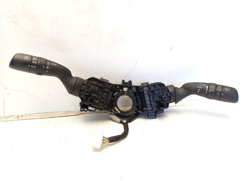 Recambio de mando luces para toyota corolla (e21) referencia OEM IAM 8431902010 8432902040 8465202A50