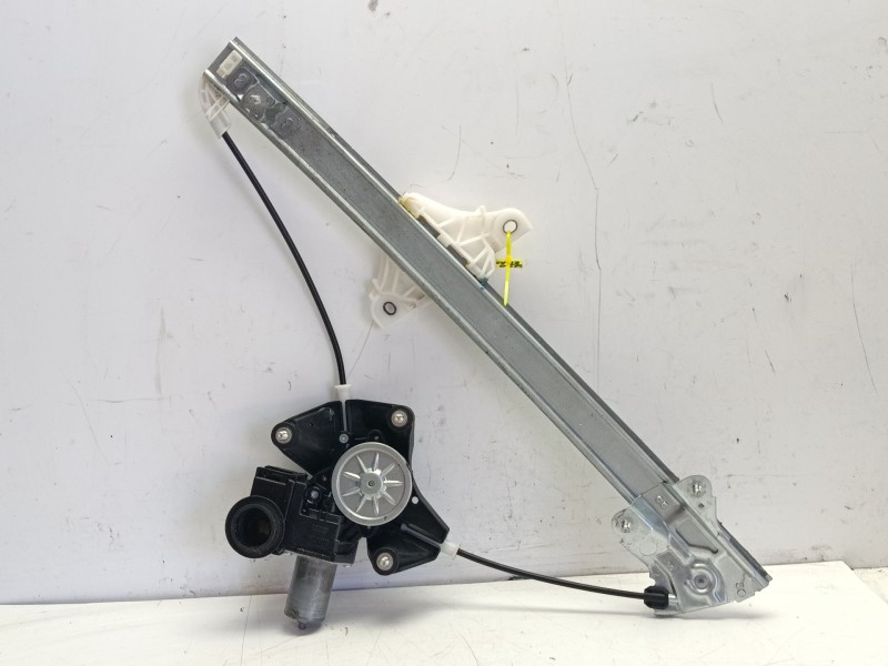 Recambio de elevalunas delantero izquierdo para toyota yaris referencia OEM IAM 69820K0010  