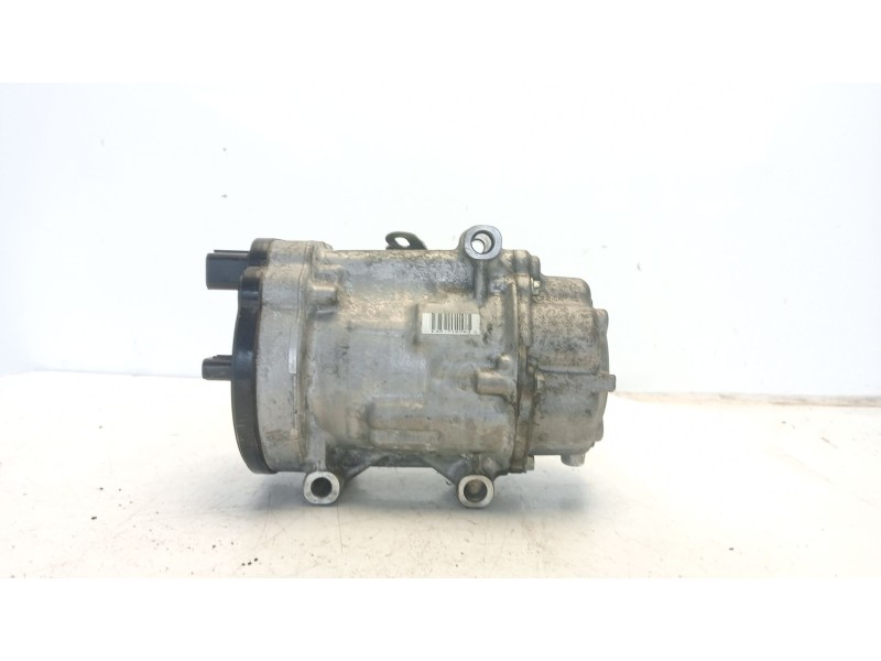 Recambio de compresor aire acondicionado para toyota corolla (e21) referencia OEM IAM 8837047092  0424001201