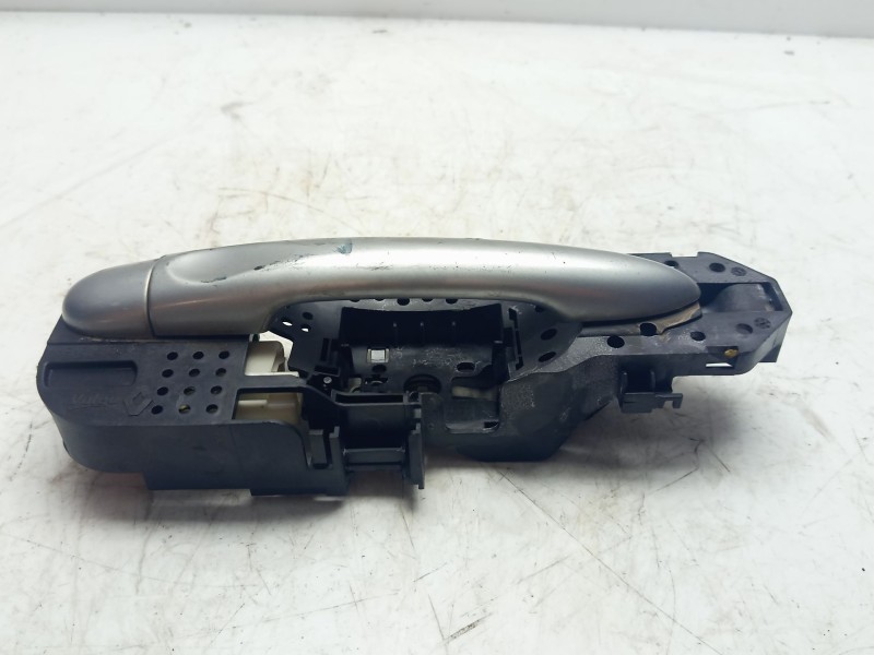 Recambio de maneta exterior trasera derecha para renault megane iii sport tourer expression referencia OEM IAM 806060041R  