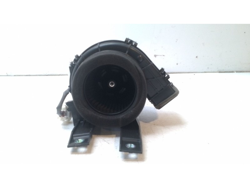 Recambio de ventilador calefaccion para toyota c-hr hybrid active referencia OEM IAM G923047050  