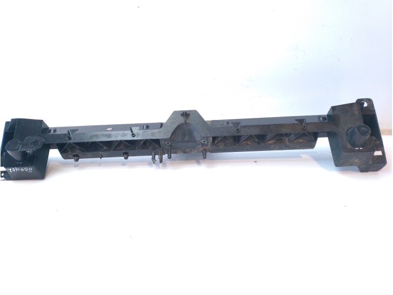 Recambio de molduras delanteras para peugeot partner kombi 1.6 blue-hdi fap referencia OEM IAM 9680544280  