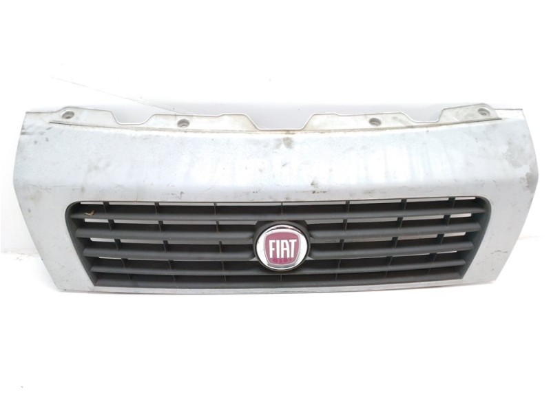 Recambio de rejilla delantera para fiat ducato caja abeirta 33 (06.2006 =>) 130 (rs: 3000 mm) referencia OEM IAM 735533549  