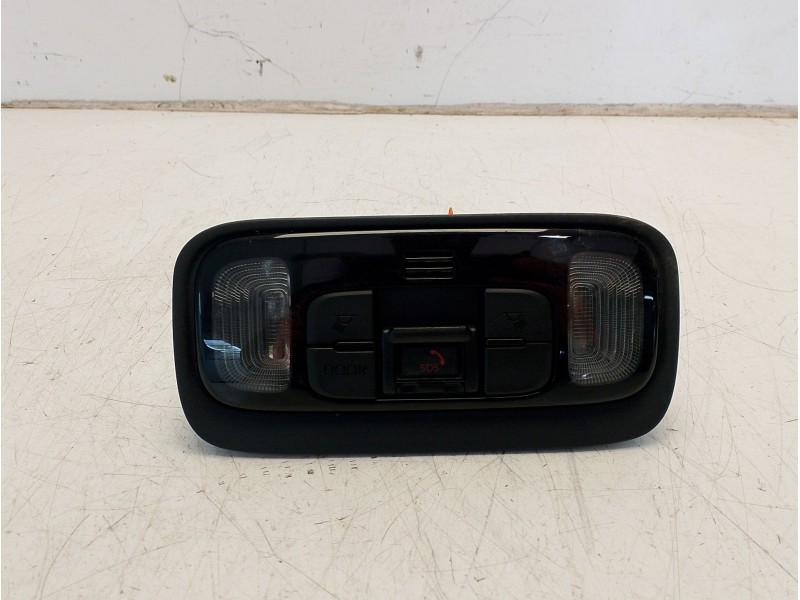 Recambio de luz interior para toyota yaris referencia OEM IAM 81260K0100B0 81260K0060 