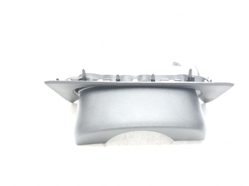 Recambio de moldura para land rover range rover velar velar referencia OEM IAM LR091670 GX733F902AC 