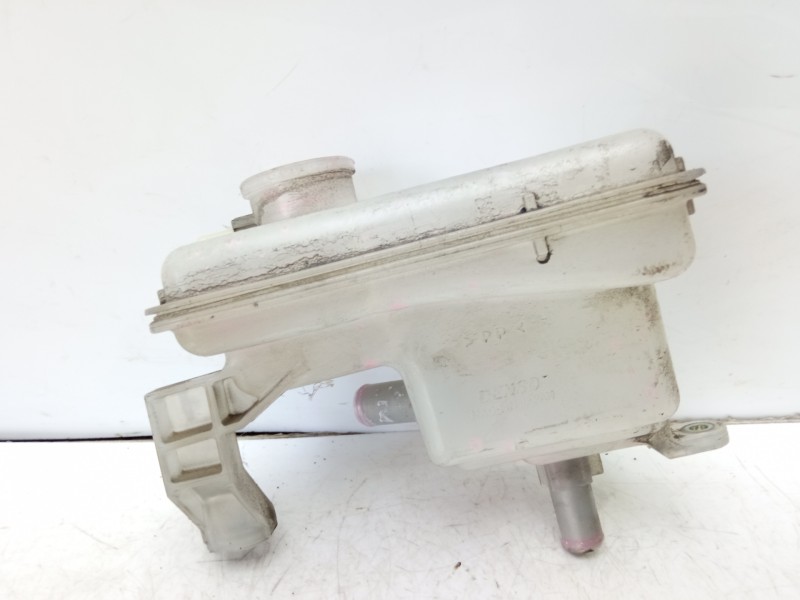 Recambio de deposito servo para toyota yaris active referencia OEM IAM 47220K9005  