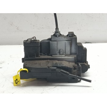 CERRADURA PUERTA TRASERA IZQUIERDA 825030004R 