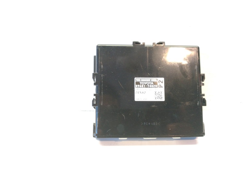 Recambio de modulo electronico para toyota iq 1.0 cat referencia OEM IAM 8968174020 2850000120 