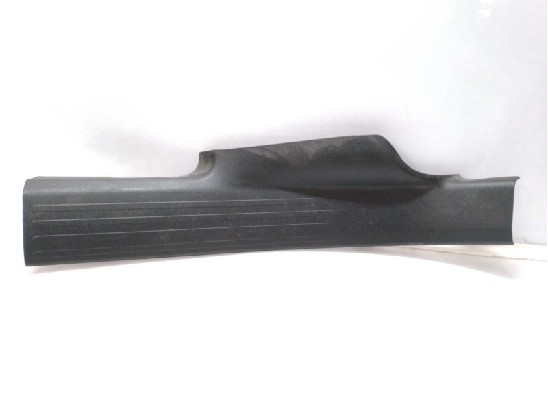 Recambio de moldura para toyota proace verso l2 family referencia OEM IAM 9817356177  