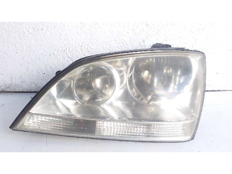 Recambio de faro izquierdo para kia sorento 2.5 crdi executive (a) referencia OEM IAM 921013e510  