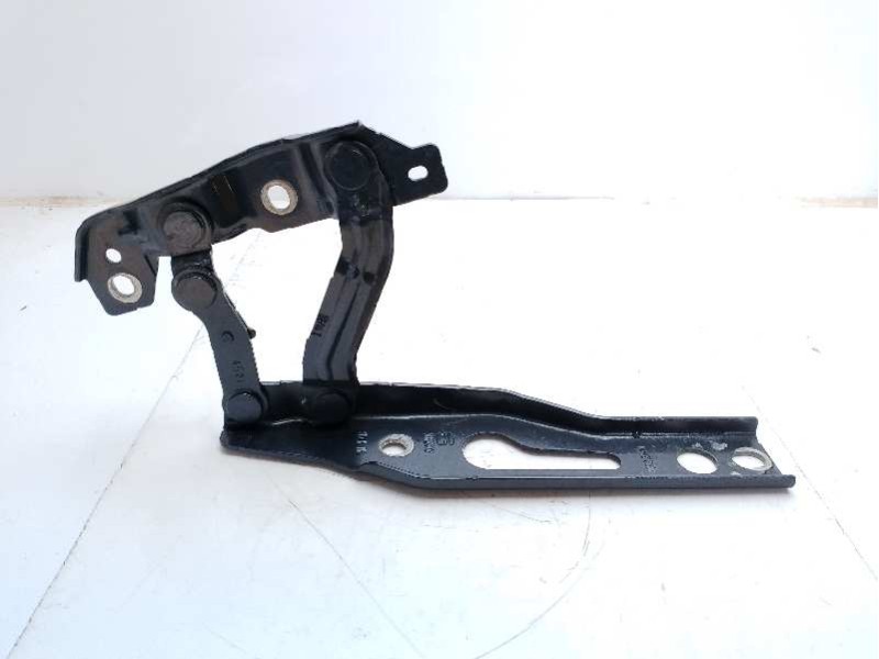 Recambio de bisagra derecha para cupra formentor tsi cupra referencia OEM IAM 5FF823302  