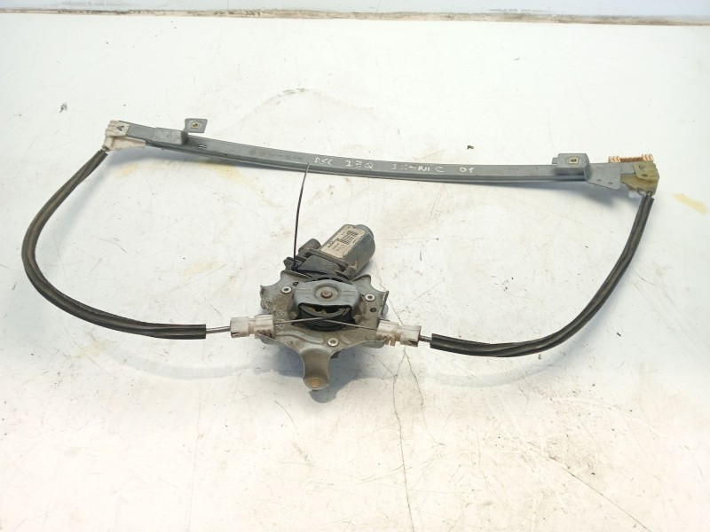 Recambio de elevalunas delantero izquierdo para renault scenic (ja..) referencia OEM IAM 400467T1  