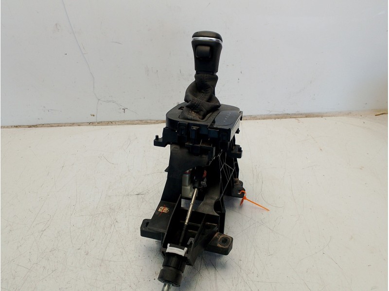 Recambio de palanca cambio para toyota yaris referencia OEM IAM 33560F4050  