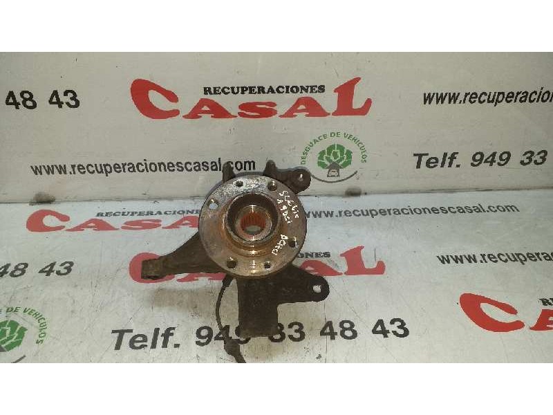 Recambio de mangueta delantera derecha para renault scenic ii grand confort authentique referencia OEM IAM 557  