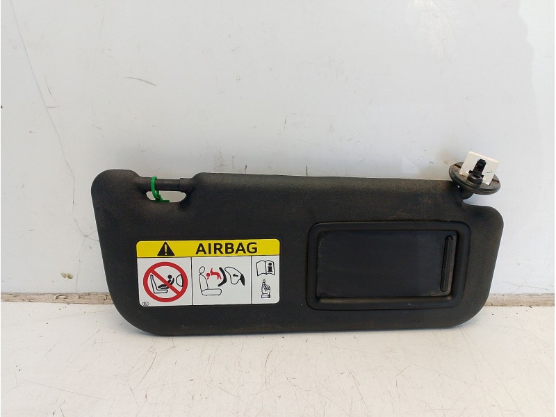 Recambio de parasol derecho para toyota yaris referencia OEM IAM 74310K0100C0  