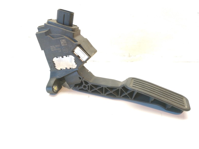 Recambio de pedal acelerador para toyota iq 1.0 cat referencia OEM IAM 781100W020  