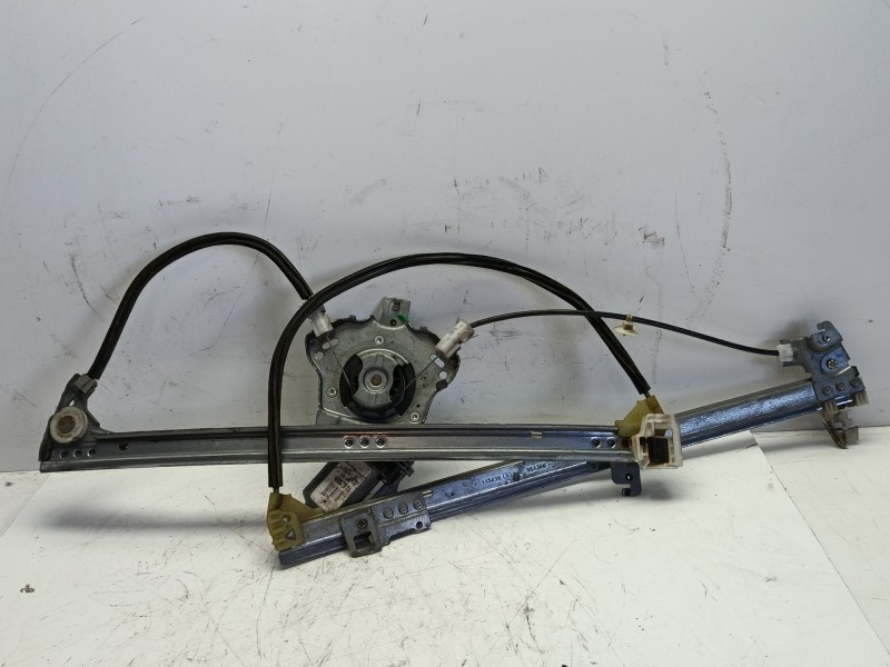 Recambio de elevalunas delantero derecho para citroën xsara (n1) 2.0 hdi 90 referencia OEM IAM 9222L0  