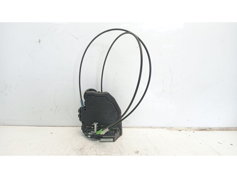 Recambio de cerradura puerta trasera izquierda para toyota verso active referencia OEM IAM 690600F030  