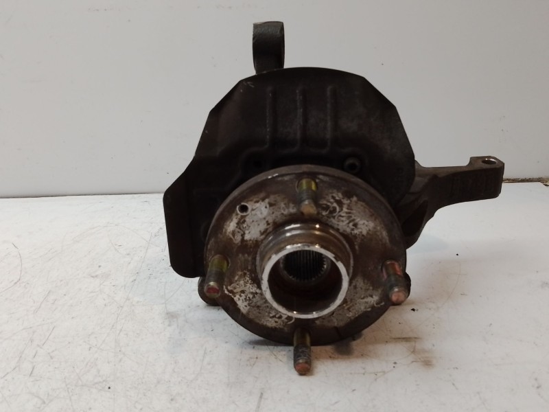 Recambio de mangueta delantera derecha para chevrolet lacetti sx referencia OEM IAM   