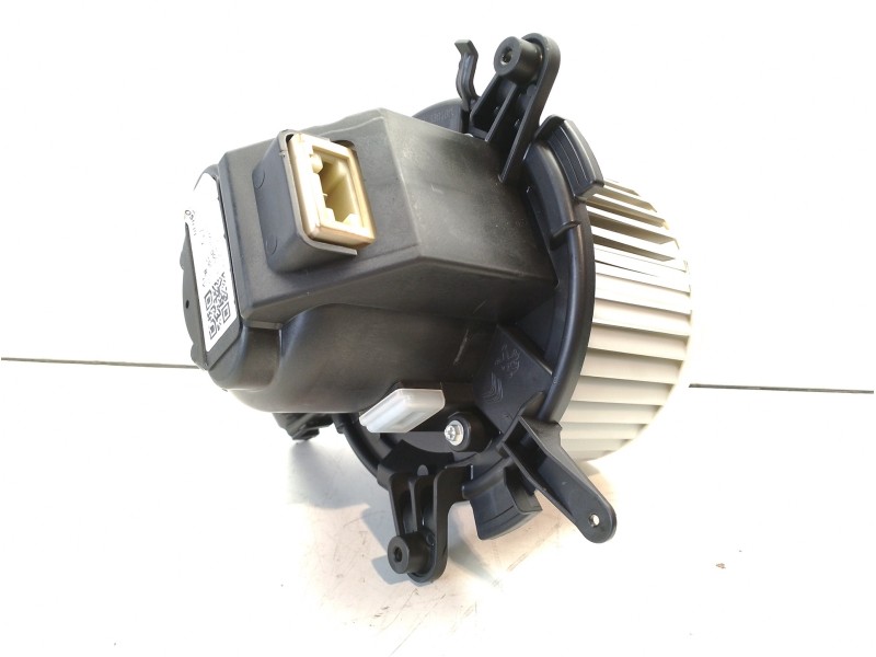 Recambio de motor calefaccion para toyota proace verso l2 family referencia OEM IAM 9821292180 EQA353 