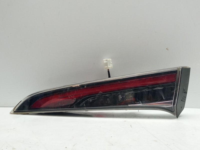 Recambio de piloto trasero derecho interior para toyota corolla (e21) hybrid advance referencia OEM IAM 8158102B80  